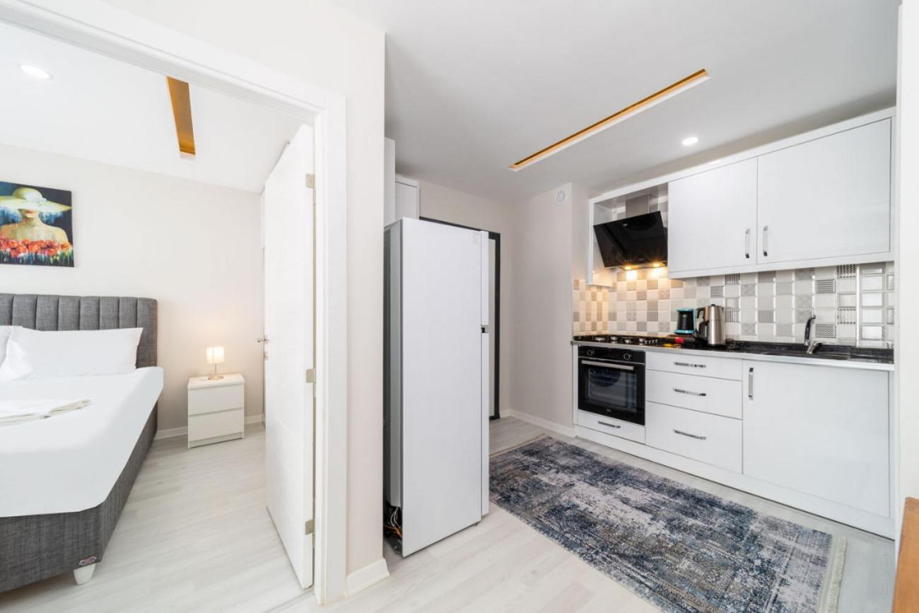 Lovely With Central Location Walking Distance To Beach In Muratpasa, Daire Antalya